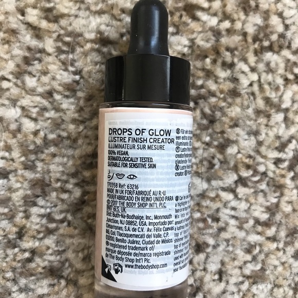 The Body Shop Drops of Glow Lustre Finish - Picture 4 of 4